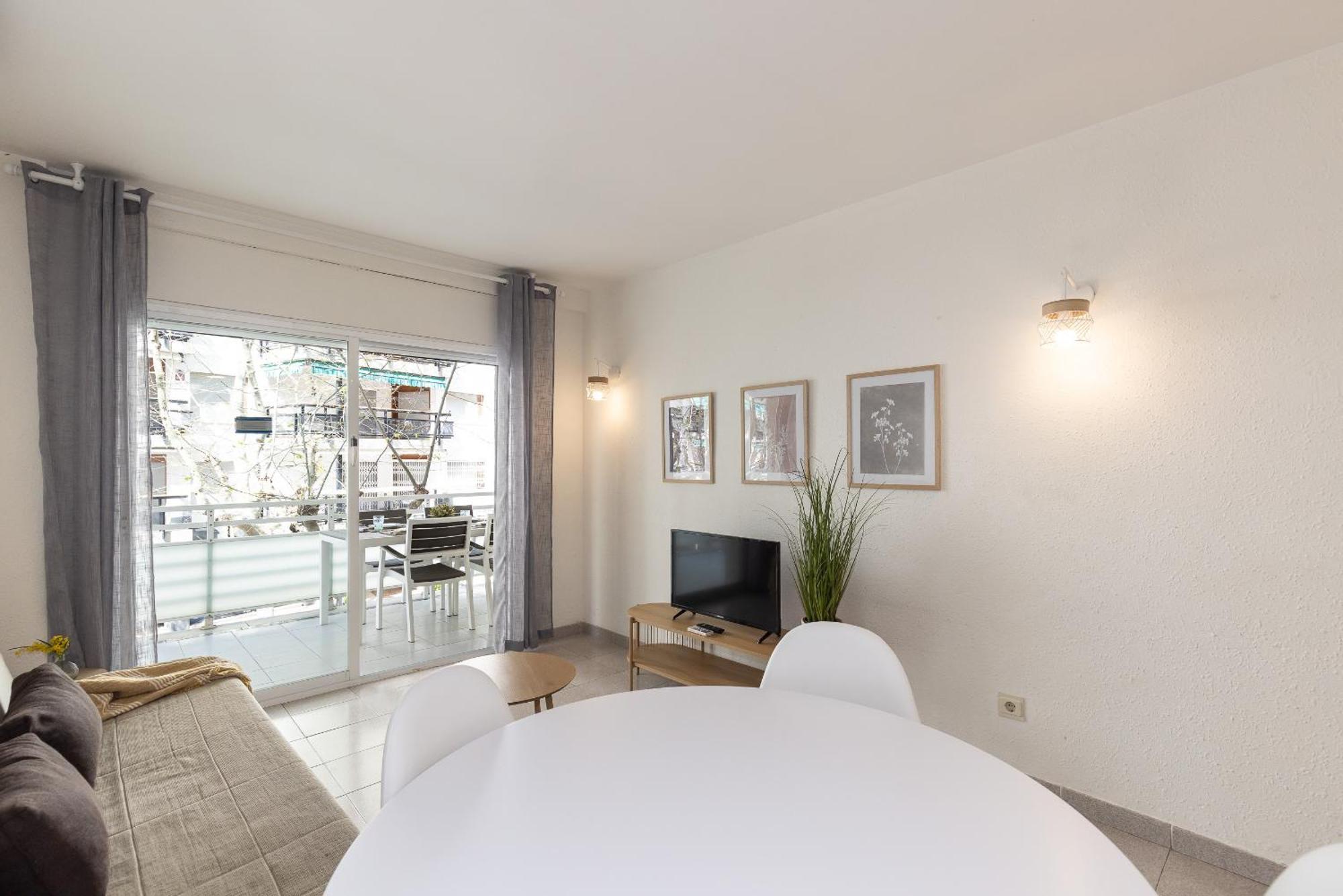 Uhc Apartamento Ruisenores Salou Esterno foto